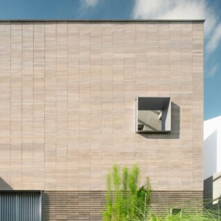 EM RESIDENCE